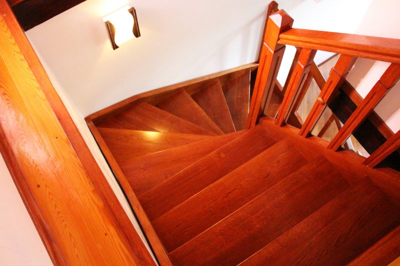 Stairs Refinishing